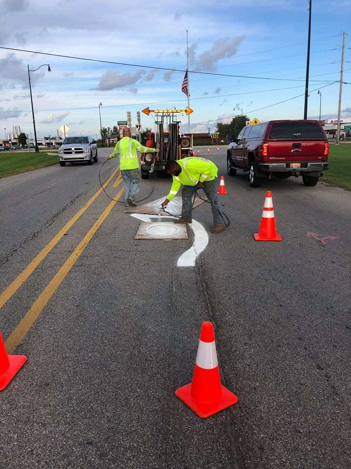 Roundabout marking installation